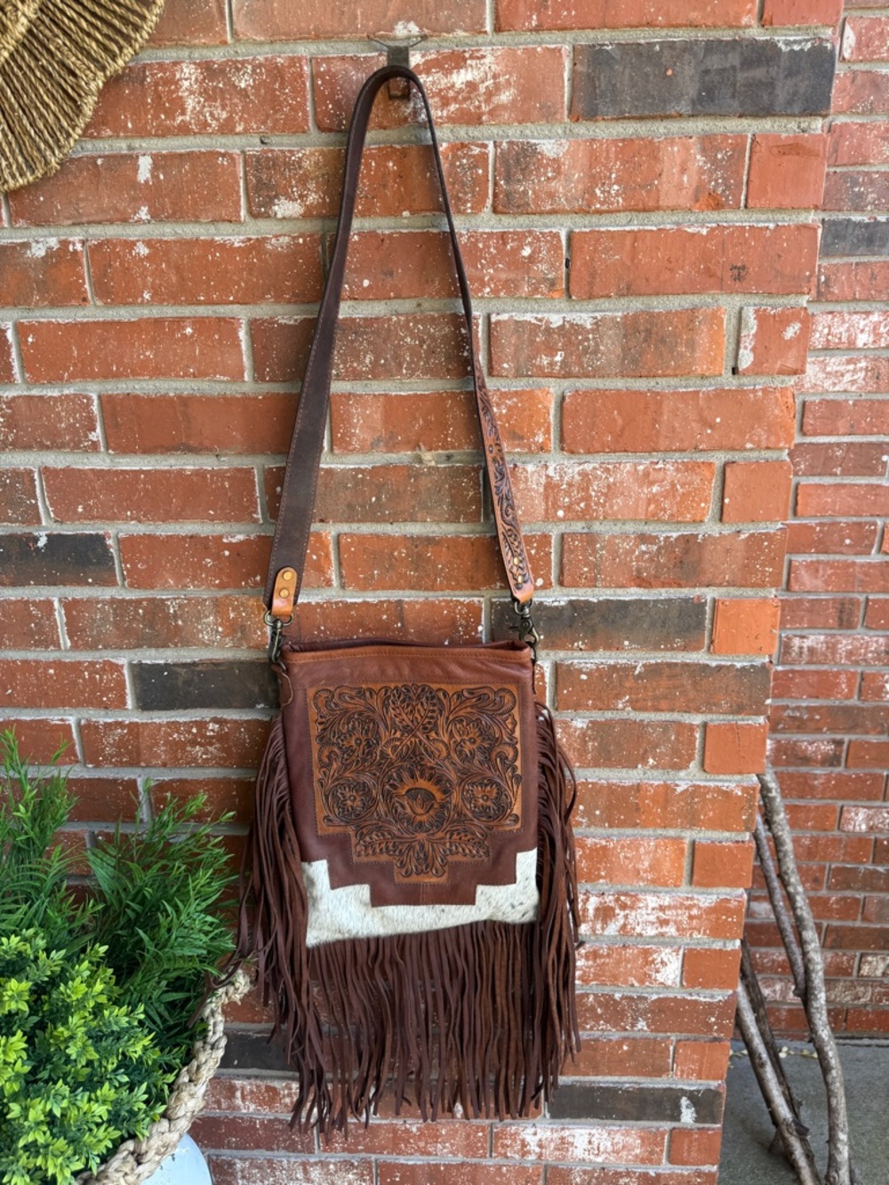 American Darling Fringe Tooled Leather Crossbody Bag with Cow Hide - Picture 2 of 10